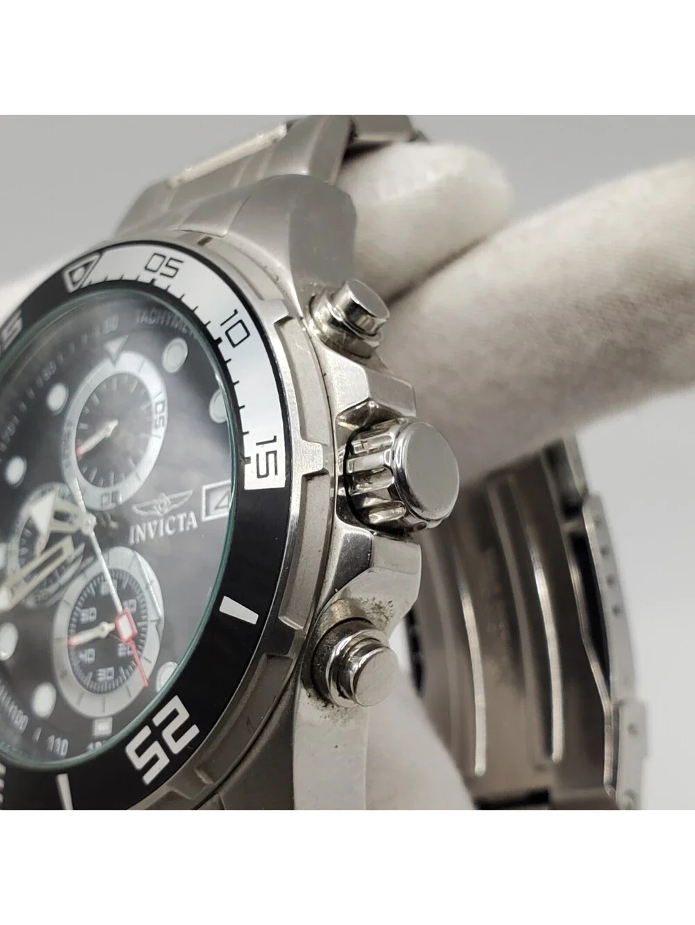 Invicta Chronograph 17012 Mens Watch 42mm Rotating Bezel New Battery
